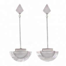 Cercei pendulum retromoderiști manufacturați în argint și sidef natural | atelier Devine Zurich | Elveția cca.1990 Cercei pendulum retromoderiști manufacturați în argint și sidef natural | atelier Devine Zurich | Elveția cca.1990