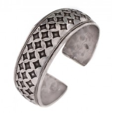 Veche brățară cuff indoneziană manufacturată în argint | unisex | cca. 1950 Veche brățară cuff indoneziană manufacturată în argint | unisex | cca. 1950