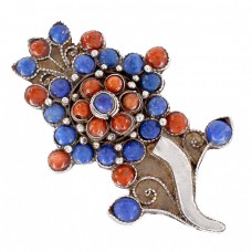 Broșă etnică tibetană din argint decorată cu lapis lazuli și corale naturale | Nepal cca.1970 Broșă etnică tibetană din argint decorată cu lapis lazuli și corale naturale | Nepal cca.1970