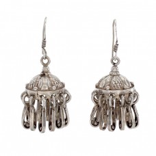 Vechi cercei etnici indieni Jhumka manufacturați în argint |  Himachal Pradesh cca.  1960 Vechi cercei etnici indieni Jhumka manufacturați în argint |  Himachal Pradesh cca.  1960