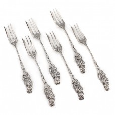 Serviciu de 6 furculițe Art Nouveau din argint pentru servirea aperitivelor | Hildesheim Rose | Germania cca. 1910 Serviciu de 6 furculițe Art Nouveau din argint pentru servirea aperitivelor | Hildesheim Rose | Germania cca. 1910