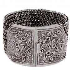 Impresionantă brățară etnică indoneziană  chainmaille decorată în stil Yogya  Impresionantă brățară etnică indoneziană  chainmaille decorată în stil Yogya