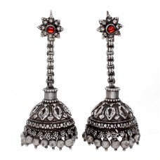 Opulenți cercei etnici indieni Jhumka manufacturați în argint | prima jumătate a secolului XX | Rahasthan - India  Opulenți cercei etnici indieni Jhumka manufacturați în argint | prima jumătate a secolului XX | Rahasthan - India